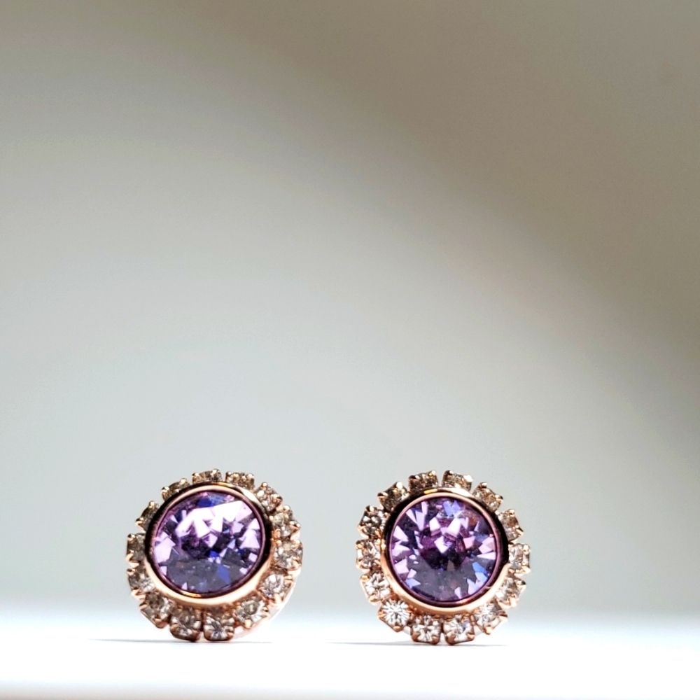 Ted Baker London LILAC Swarovski Crystal Sully Daisy Stud Earrings